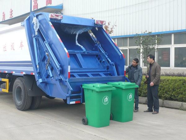 Different Municipal Sanitation Trucks 4