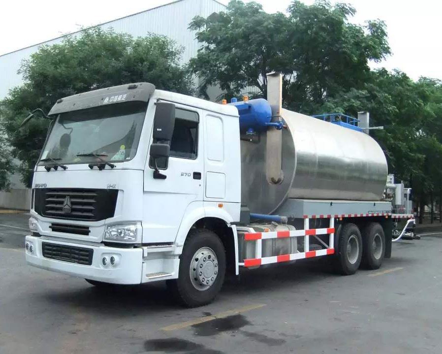 13m³ Asphalt Distributor Truck