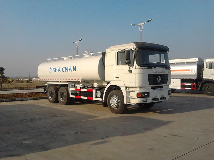  SHACMAN Water Tank Trucks 1