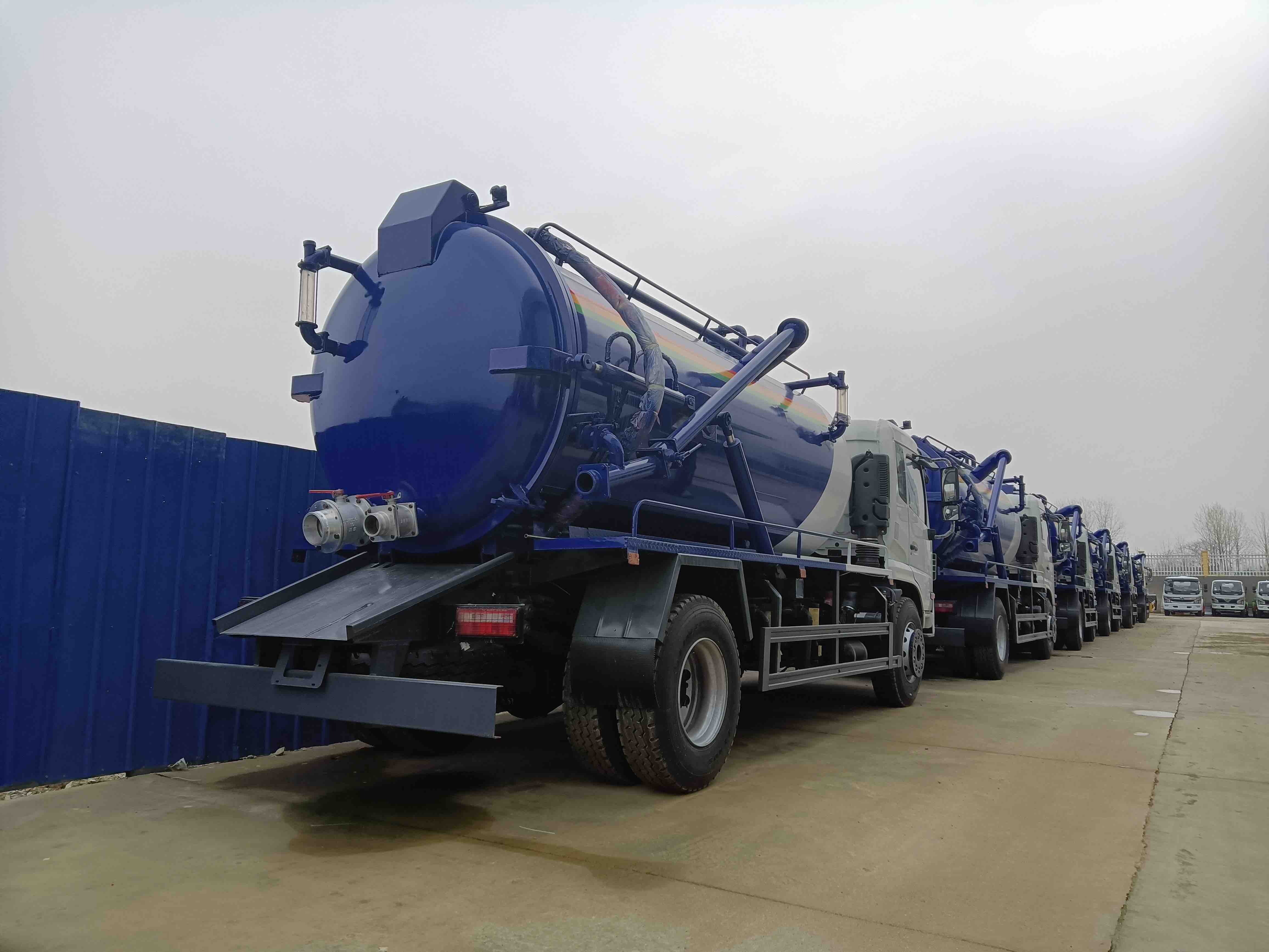 Sewer Trucks Exported to Ghana, Africa 1