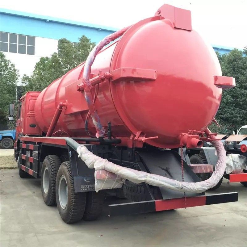 Wet & Dry Vacuum Truck (6)