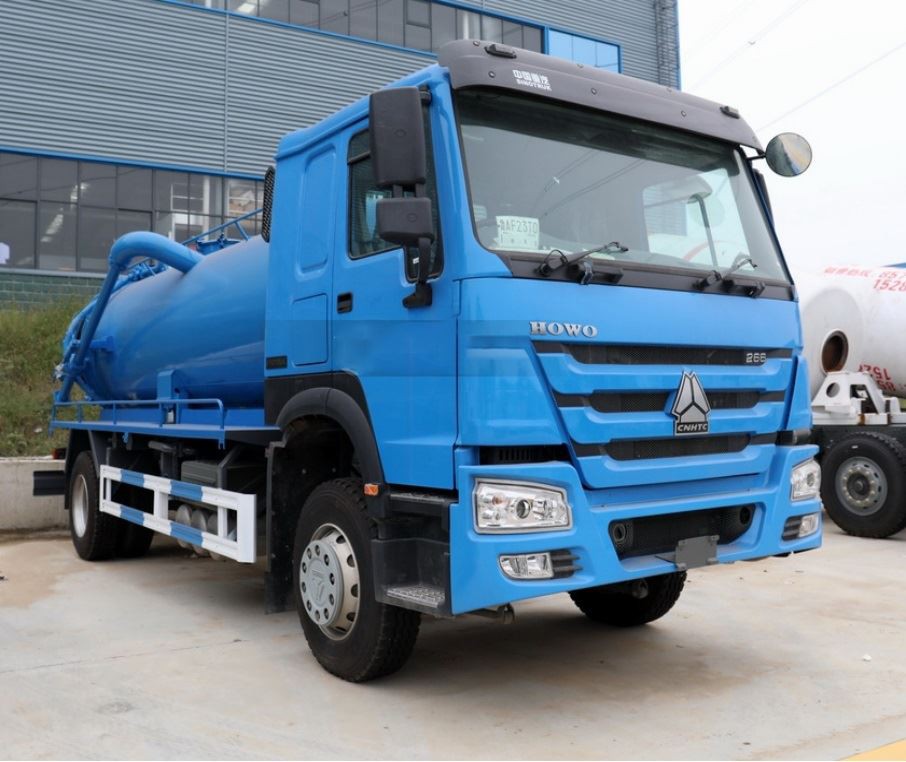 Vacuum Liquid Waste Tanker (2)