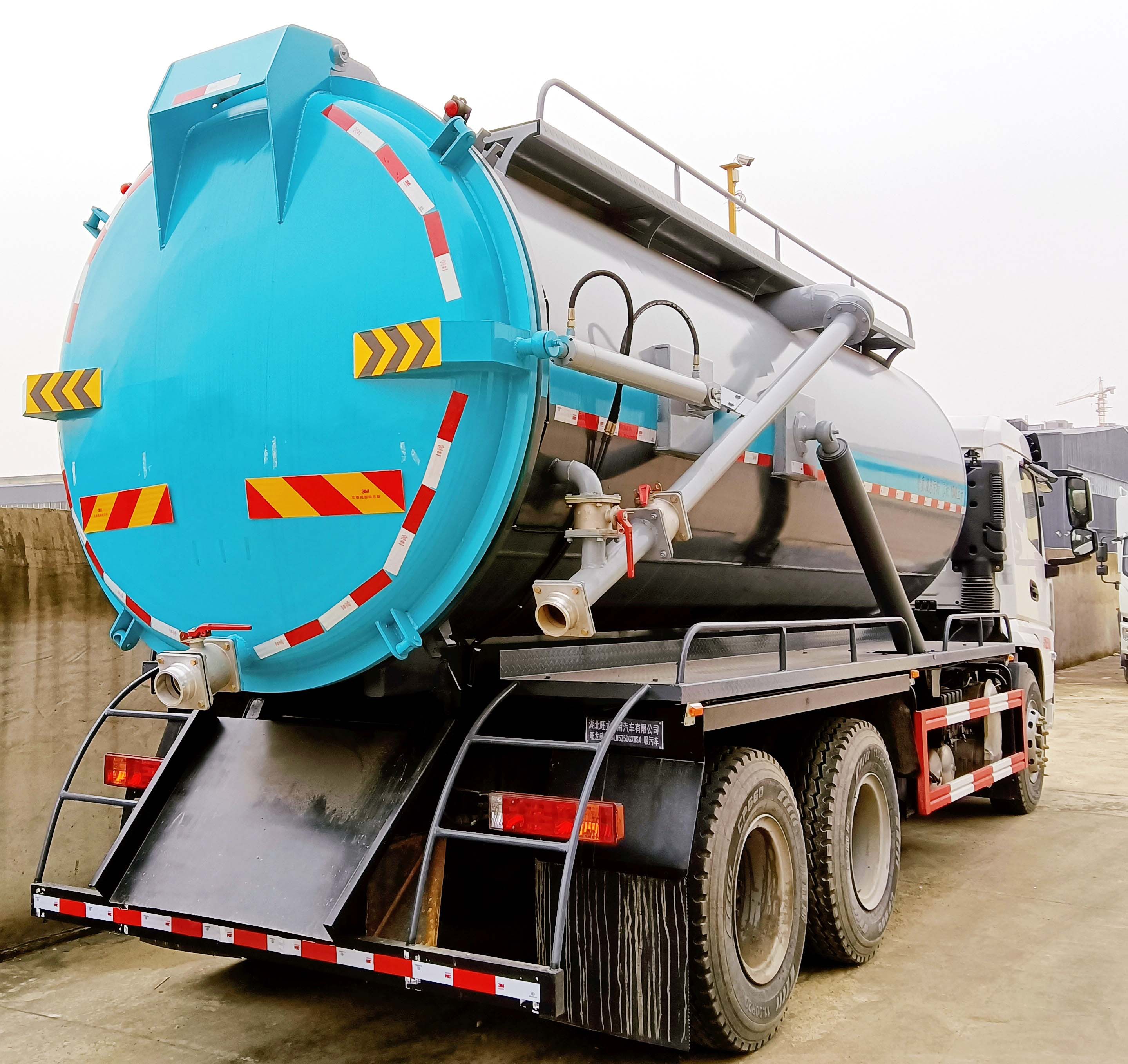 Truck Mounted Self-Contained Sewer Truck (4)