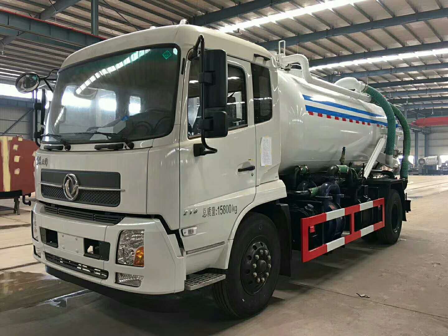 Heavy-duty Sewer Cleaner Truck (2)