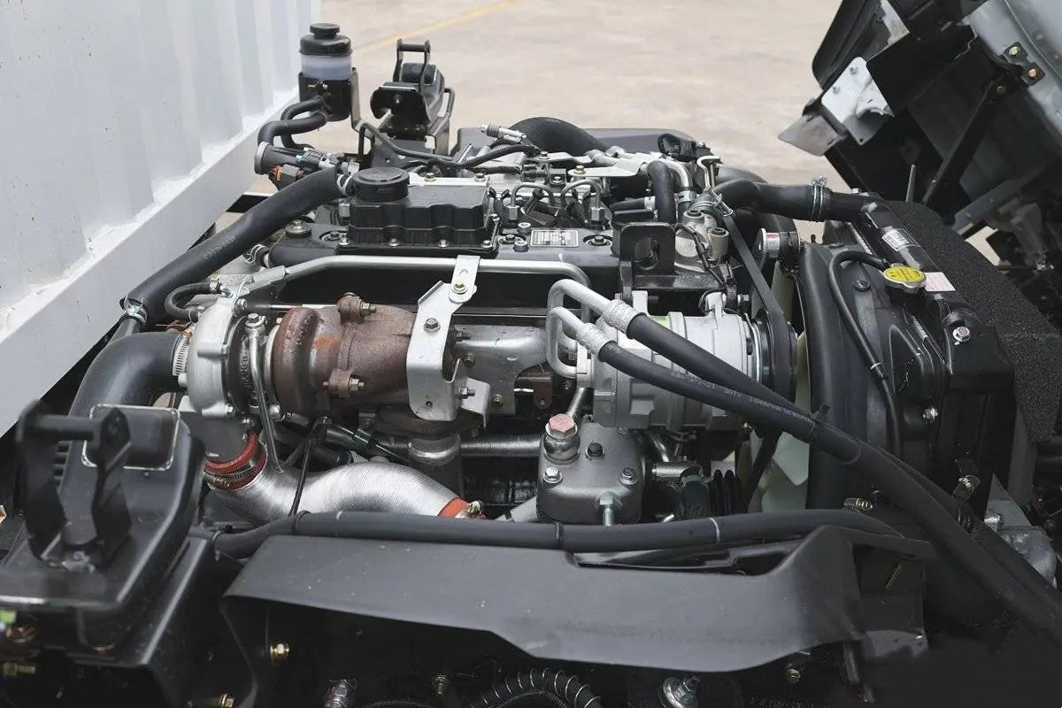 ISUZU Van Truck Engine