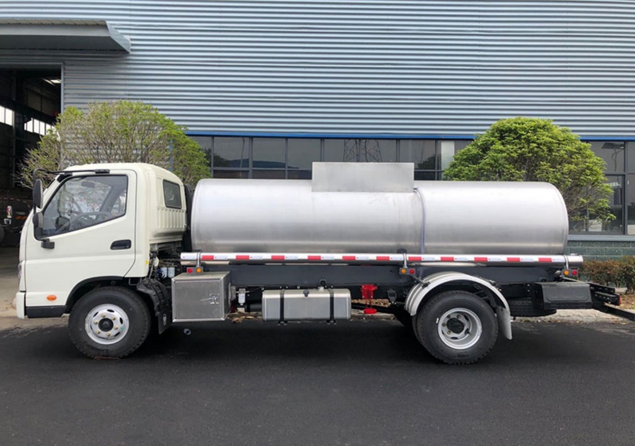 drinking water tank truck 02