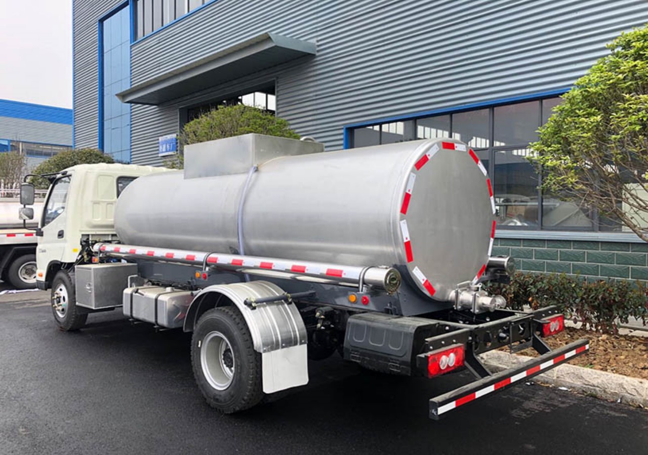 drinking water tank truck 03