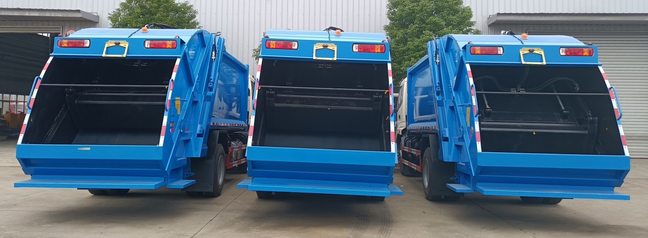 FOTON Rear Loader Garbage Truck 7