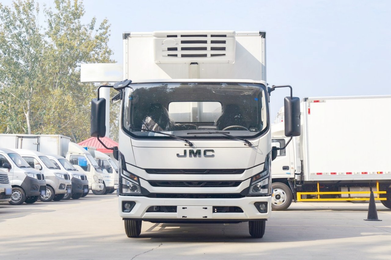 JMC 164HP Refrigerated Lorry 19 CBM 7