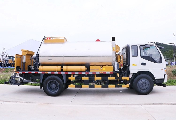 Bitumen Sprayers Advan