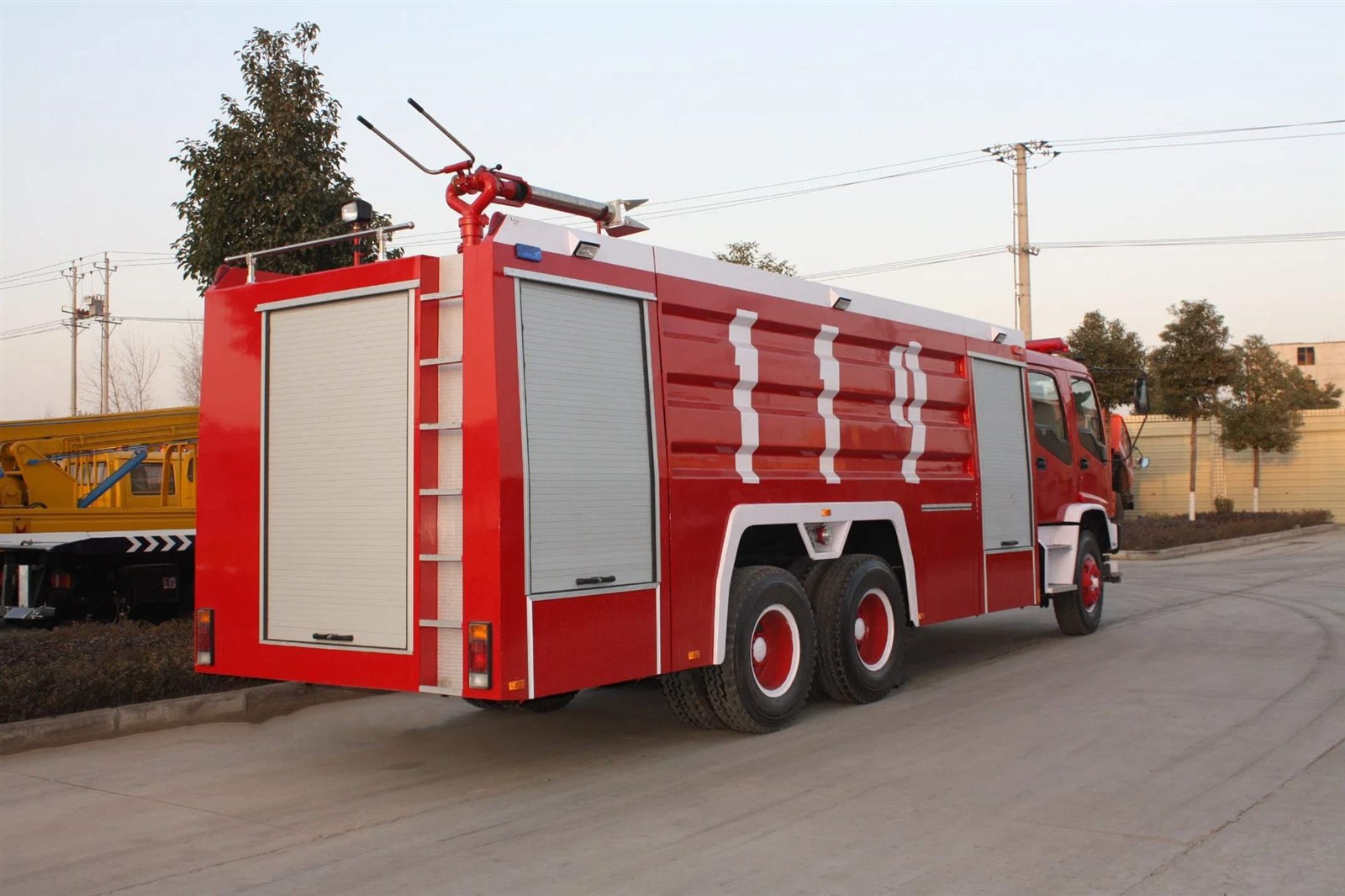 El Salvador Adopts Foam Fire Trucks Advanced Fire Suppression 3