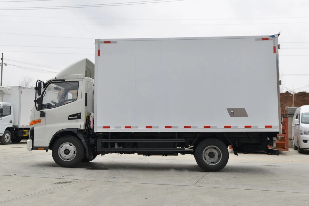 JAC Refrigerated Box Truck 19 CBM 7