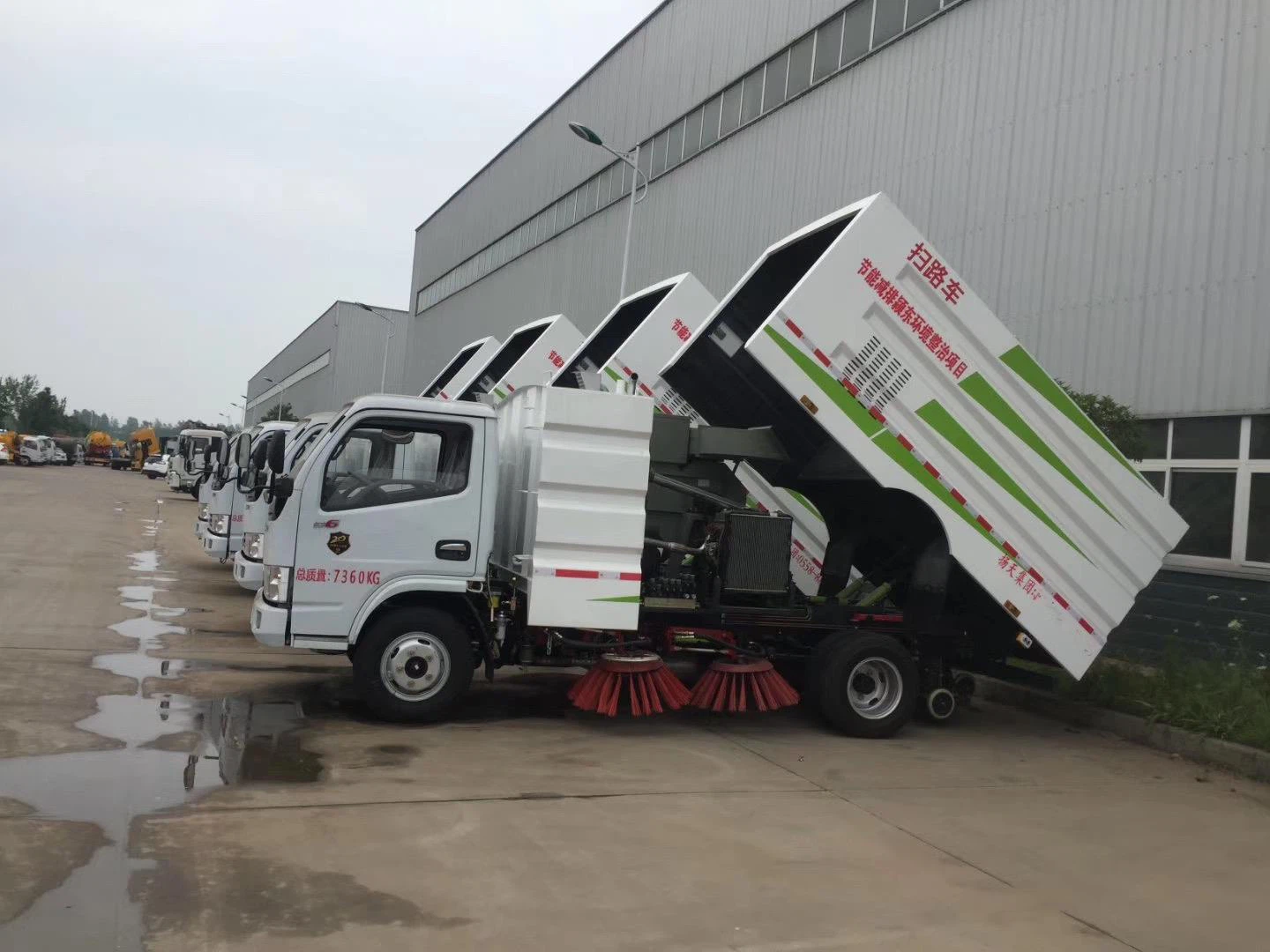 Combined Sweeping Washing Truck Maintenance