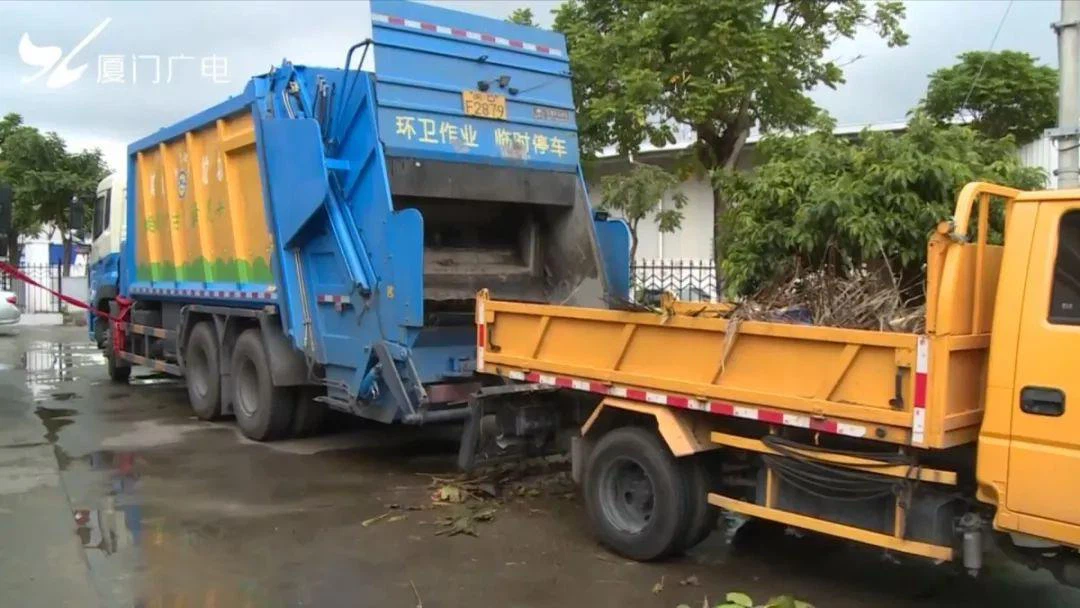 Worker Run Over By Garbage Truck, Killed Near The Park