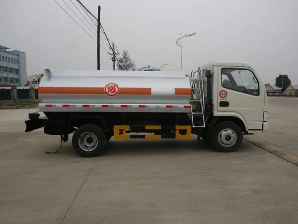 Refueling Truck Pretend As Sprinkler Escape Crisis Management