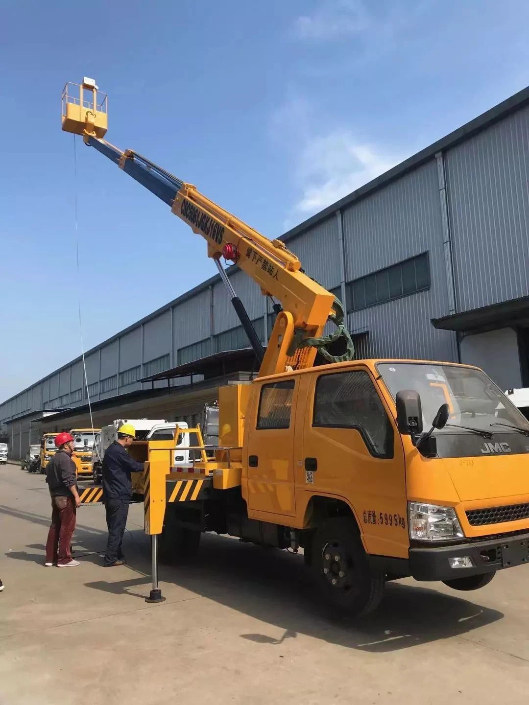 16m Telescopic Bucket Truck Delivered Customers Smoothly