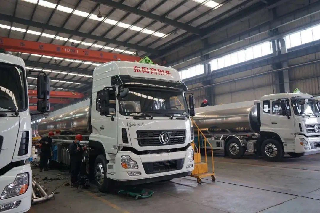 Production For 100 Units Aluminum Tank Truck To Mexico