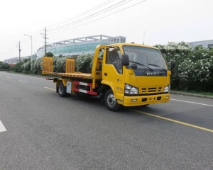 ISUZU Carrier Tow Truck