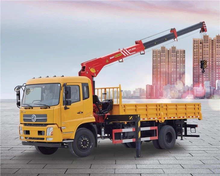 Lifting Capacity 5000kg Truck With Stiff Boom Crane