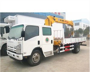 Crew Cabin Crane Trucks With 6.3 Ton Telescopic Boom