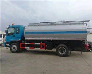 ISUZU FTR Fuel Tank Truck