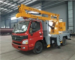 Tree Trimming Articulated Bucket Truck