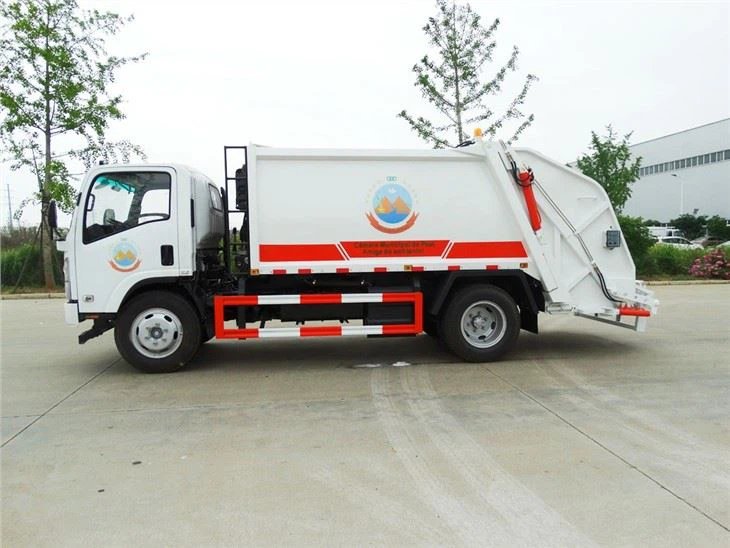 8CBM Back Loader Recycle Garbage Truck