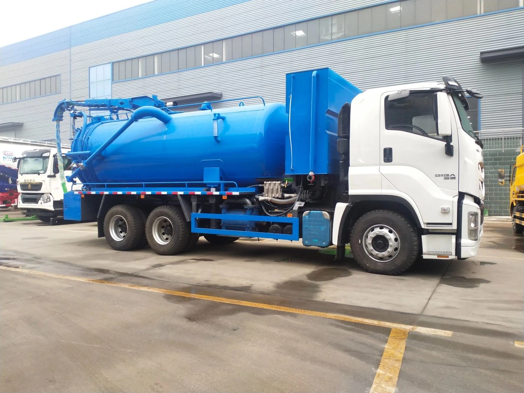 5 Units Sewer Cleaner Trucks Shipping To Mozambique