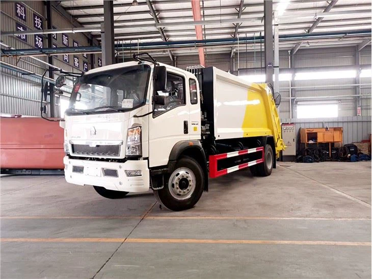 SINOTRUK 10CBM Garbage Compactor Lorry