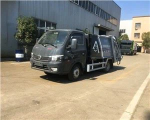 Bin Lifter Compact Garbage Truck