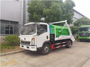 HOWO Skip Loader Garbage Truck