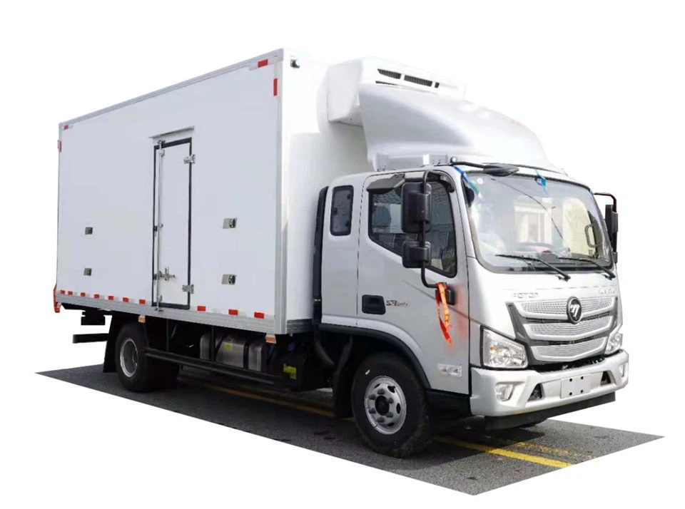 6 Wheelers 27 CBM Refrigerated Truck