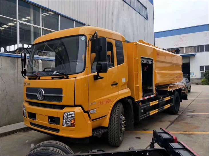 Dongfeng Combined Sewer Cleaner Truck