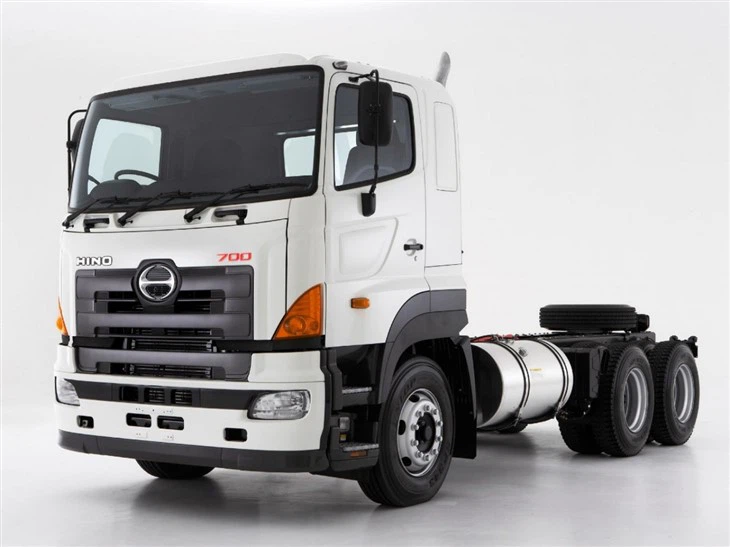 HINO 380HP 6x4 Tractor Truck Euro 3