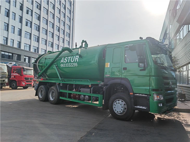 SINOTRUK 18000L Sewer Pump Truck