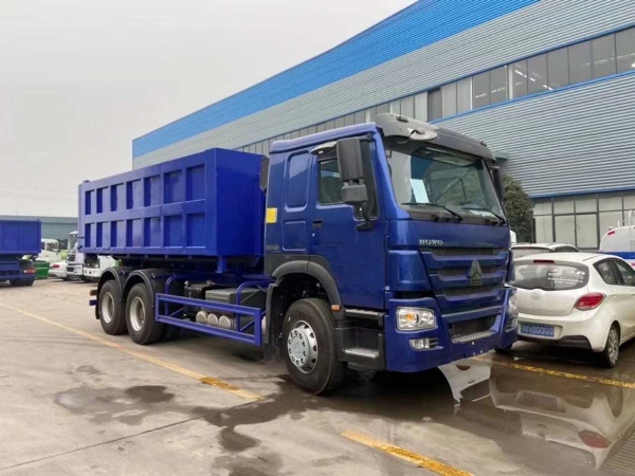 Sinotruk HOWO 6X4 20Ton Roll off Garbage Truck