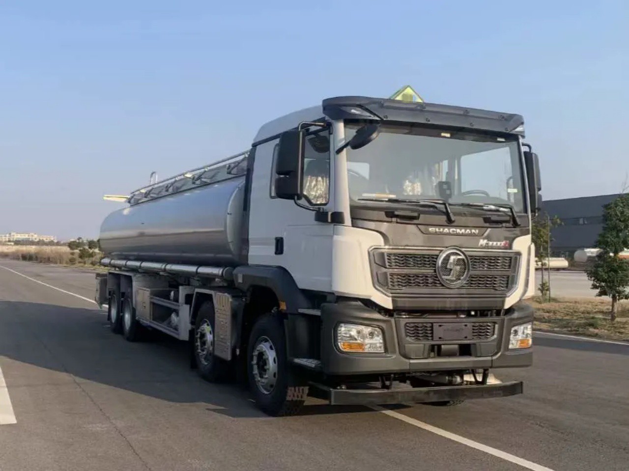 12 Wheelers 23 CBM Fuel Tank Truck