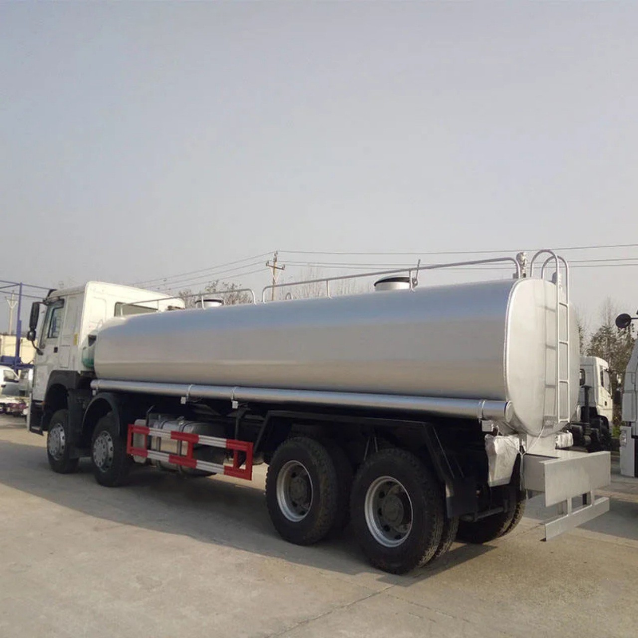 30000 Liters Carbon Steel Fuel Tank Truck 5