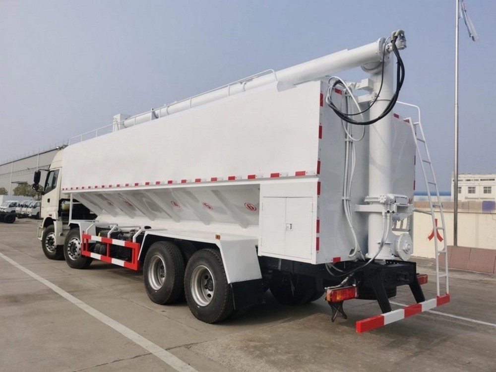 Dry Bulk Tank Truck 4