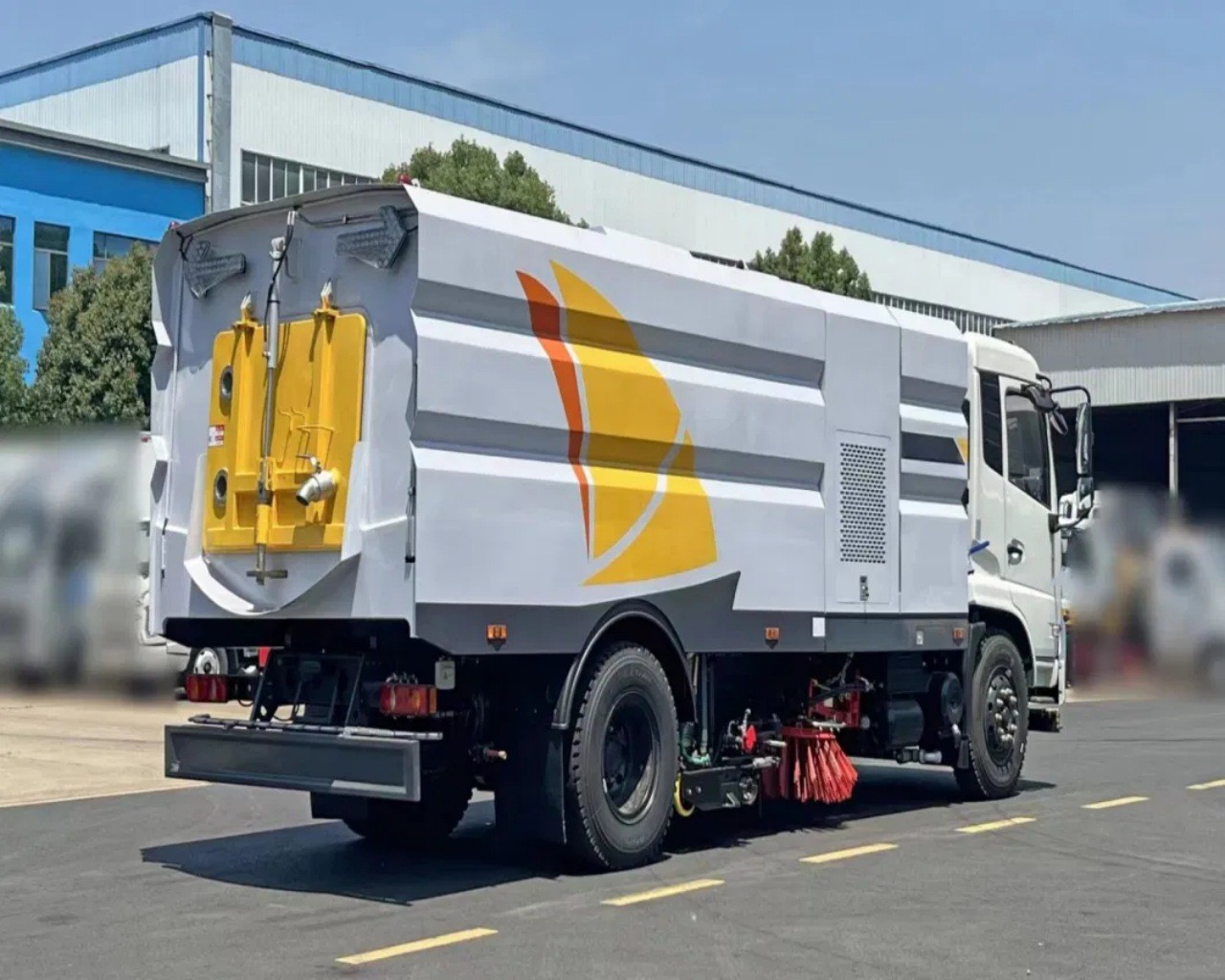 16m3 Pressure Washing Sweeper Truck 6